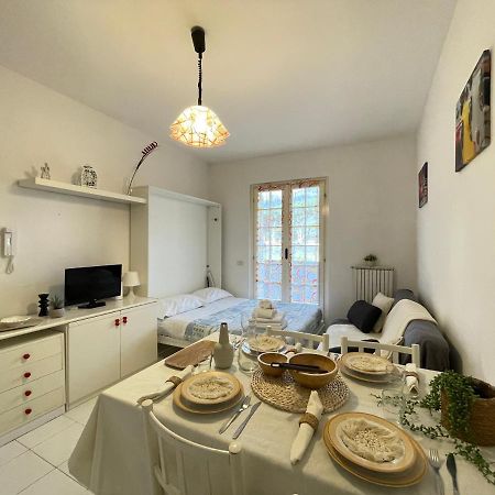 Zona Poeti - Relax In Piscina - Free Parking Διαμέρισμα Loano Εξωτερικό φωτογραφία